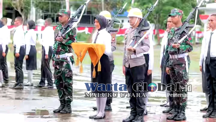 Bupati Halteng Pantau Gladi Bersih Paskibraka: Pastikan 17 Agustus Berjalan Khidmat dan Tanpa Cela.